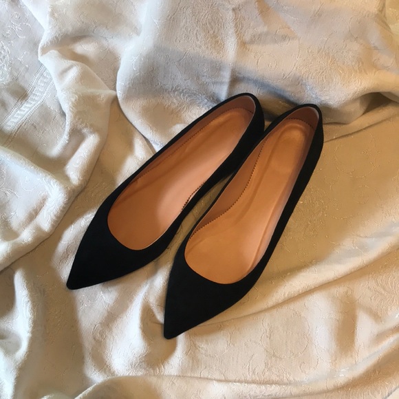 J. Crew Shoes - J. Crew - EUC Blk Suede Pointed-Toe Flats, Sz. 11
